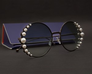 Óculos de Sol Fendi Ribbons and Pearls FF 0295/S J7D/EZ-58