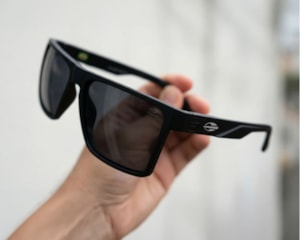 Óculos de Sol Mormaii Monterey 2 Preto Fosco Cinza Polarizado M0166 A1403-58