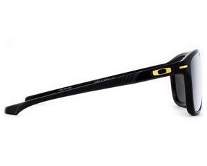 Óculos de Sol Oakley Enduro Polarizado OO9223L 05-55