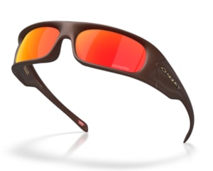 Óculos de Sol Oakley Highland Jaylen Brown Prizm Ruby OO9522 06-62