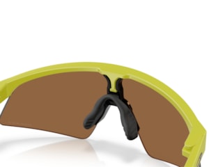 Óculos de Sol Oakley Infantil Resistor Sweep Prizm Bronze OJ9015 12-28