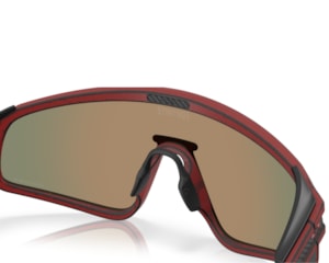 Óculos de Sol Oakley Latch Panel Raceworn Red Knight Prizm Ruby OO9404 23-35