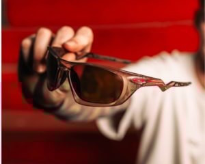 Óculos de Sol Oakley Lateralis Fabio Quartararo Prizm Tungsten OO9431 18-60