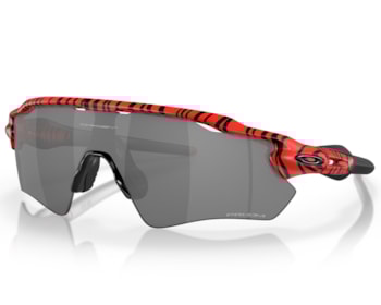 Óculos de Sol Oakley Radar Ev Path Red Tiger Prizm Black OO9208 D1 38