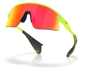 Óculos de Sol Oakley Stunt Devil Matte Uranium Prizm Ruby OO9517 03-39