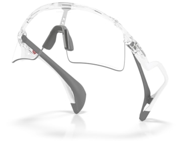 Óculos de Sol Oakley Stunt Wing Clear To Black Iridium Photochromic OO9519 06-41