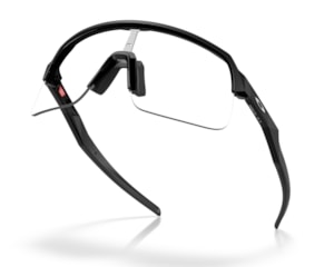 Óculos de Sol Oakley Sutro Lite S Clear to Black Iridium Photochromic OO9496 07-34