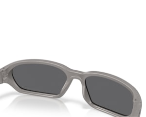 Óculos de Sol Oakley Terraforma Titanium Prizm Black Polarized OO9530 05-58