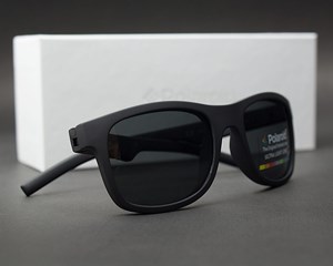 Óculos de Sol Polaroid Infantil Polarizado PLD 8020/S YYV/Y2-46