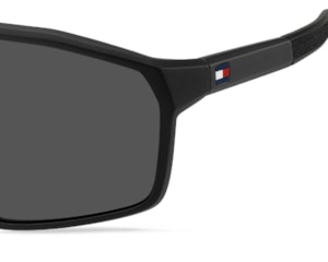 Óculos de Sol Tommy Hilfiger Sporty Preto Fosco TH2357/S 003-99