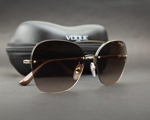 Óculos de Sol Vogue Metallic Lace VO4104S 848/13-57